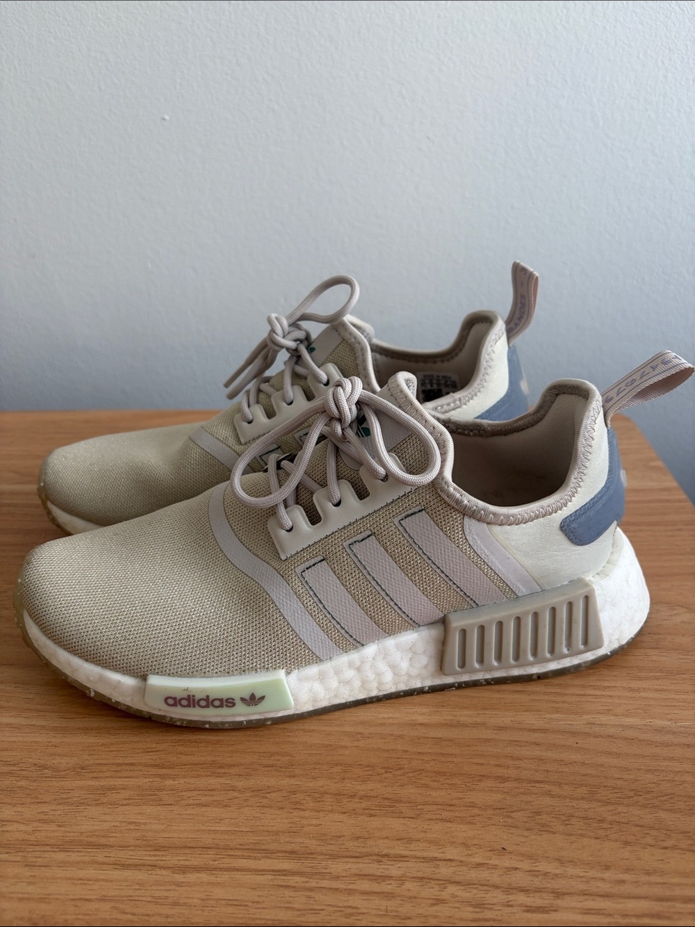 adidas Women's Beige and Periwinkle Athletic Sneakers